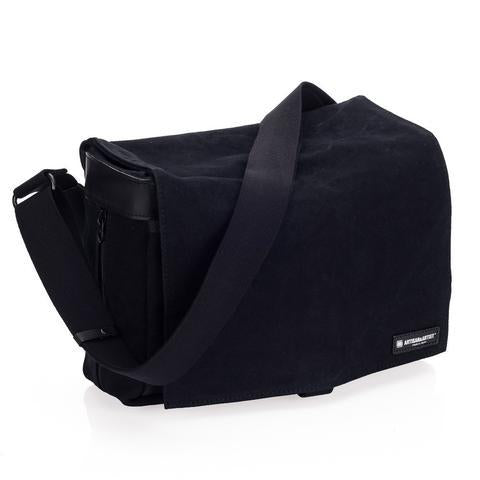 ARTISAN & ARTIST LNCAM 1000 NYLON CAMERA BAG, BLACK